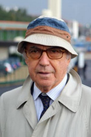 Manlio Cerroni