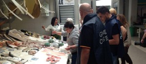I controlli della capitaneria di porto di Civitavecchia sulla qualità del pesce