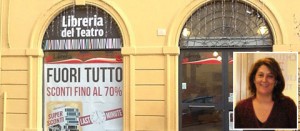 La libreria del teatro e nel riquadro Giusy Altieri