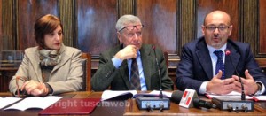 Il direttore di Mammagialla MAria Teresa Mascolo, il sindaco Leonardo Michelini e l'assessore Fabrizio Fersini