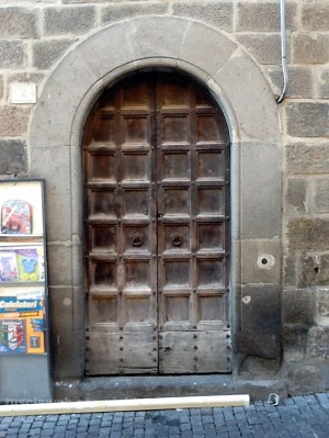 Via Roma - Porta della torre