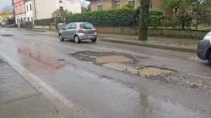 Le buche sulla Cassia