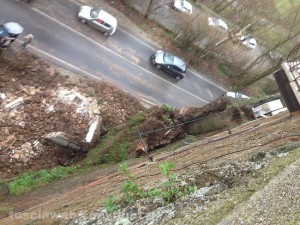 Sutri - La frana in via della Stazione - Foto inviata da un lettore
