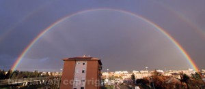 Lo spettacolare doppio arcobaleno su Viterbo