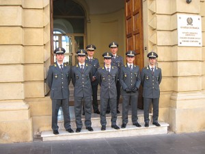 I cadetti della finanza in visita ai reparti navali di Civitavecchia