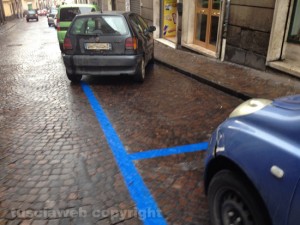 Via Garibaldi, i parcheggi