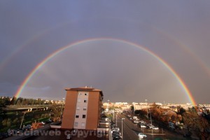 Lo spettacolare doppio arcobaleno su Viterbo
