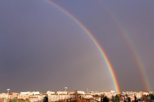 Lo spettacolare doppio arcobaleno su Viterbo