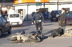 I vigili urbani intervenuti sul luogo dell'incidente