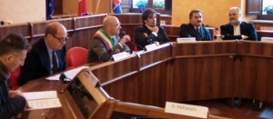 La firma del protocollo d'intesa