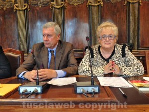 Il sindaco Leonardo Michelini e Daniela Bizzarri