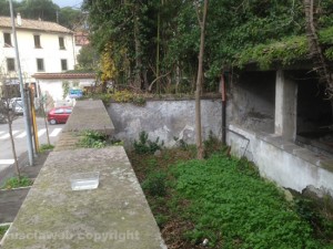 Il lavatoio a via Signoreli