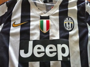 All'asta la maglietta di Bonucci 