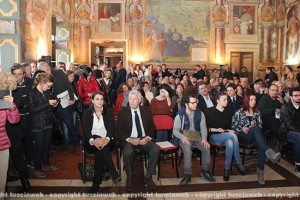 La presentazione del libro di D'Alema