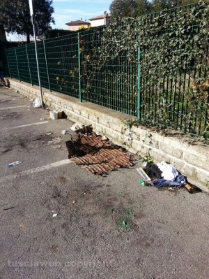 I rifiuti in via Cerasa