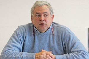 Asl - Luigi Macchitella