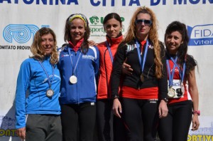 Le prime cinque donne classificate nella 21 km