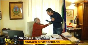 Jimmy Ghione con il sindaco di Vitorchiano  Nicola Olivieri