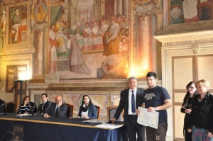 La cerimonia di consegna 