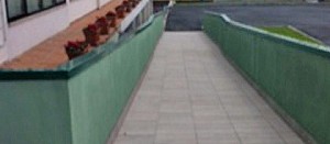 Sutri - La rampa per disabili