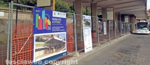 Il cantiere alla pensilina al Sacrario