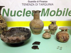 Il materiale sequestrato dala finanza 