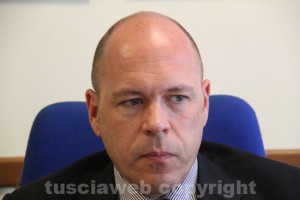 Il capo della squadra mobile Fabio Zampaglione