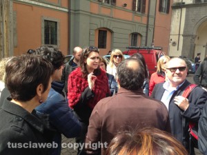 Luisa Ciambella con i lavoratori di Esattorie