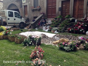 L'allestimento a piazza san Pellegrino