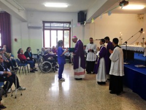 Il vescovo Lino Fumagalli a Villa Serena