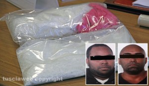 La cocaina sequestrata dalla squadra mobile e nei riquadri gli arrestati
