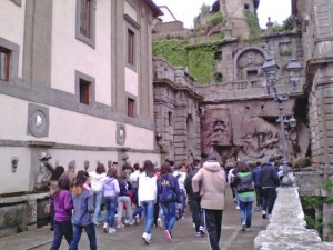 Gli alunni del Monaci in visita a palazzo Chigi-Albani