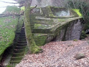Bomarzo - Particolare della cosiddetta "piramide etrusca"