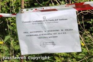 Il cartello di sequestro a uno dei depuratori di Vitorchiano