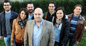 Al centro Armando Paparozzi