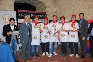 Lorenzo Carletti alla gara dei pizzaioli 