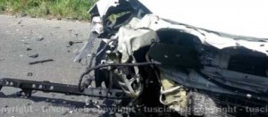 Una delle due auto incidentate