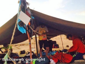 100 km nel Sahara - Il campo tenda allestito nel deserto