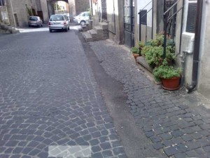 La lingua di asfalto a Pianoscarano
