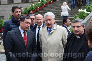 Michelini e Rossi all'inaugurazione del festival del Volontariato 