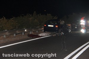 Frontale allo svincolo per Tuscania - Due ragazzi morti