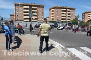 Il flashmob di Fratelli d'Italia in occasione della festa della mamma
