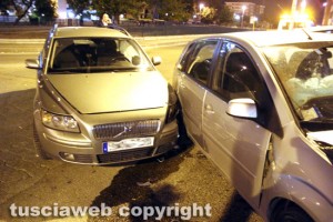 Carambola in via Falcone e Borsellino