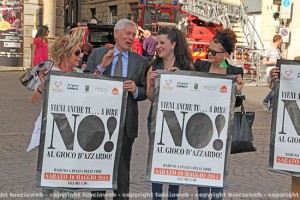 Il flashmob contro il gioco d'azzardo