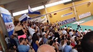 Il palazzetto stracolmo per la finale