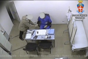 Operazione Anubi - arrestati tre necrofori della camera mortuaria di Belcolle - Il passaggio di denaro