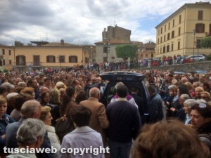 Il funerale di Fabio Battaglini a Bolsena 