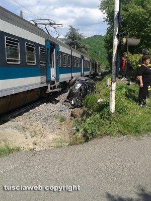 Bagnaia - Strada Montecchio - Treno travolge auto