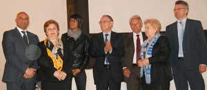 La consegna del premio
