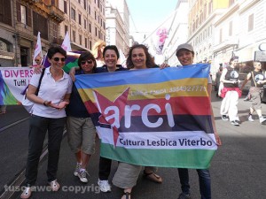 Emanuela Dei e l'Arci lesbica di Viterbo al gay pride di Roma
